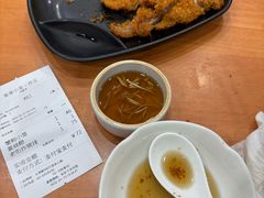 -莱莱小笼·乔艾