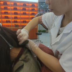 -岳灵生发养发馆