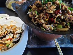 -西街夜油条·麻团包乌饭