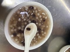 -芳婆糕团店(王府大街店)