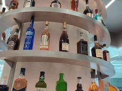 -M Stand(上海人民广场来福士店)