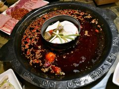 -老房老舍重庆火锅(假日城市店)