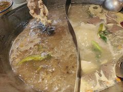 -鸿姐老火锅(疁城新天地店)