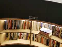 -涨巢·潮玩水疗局