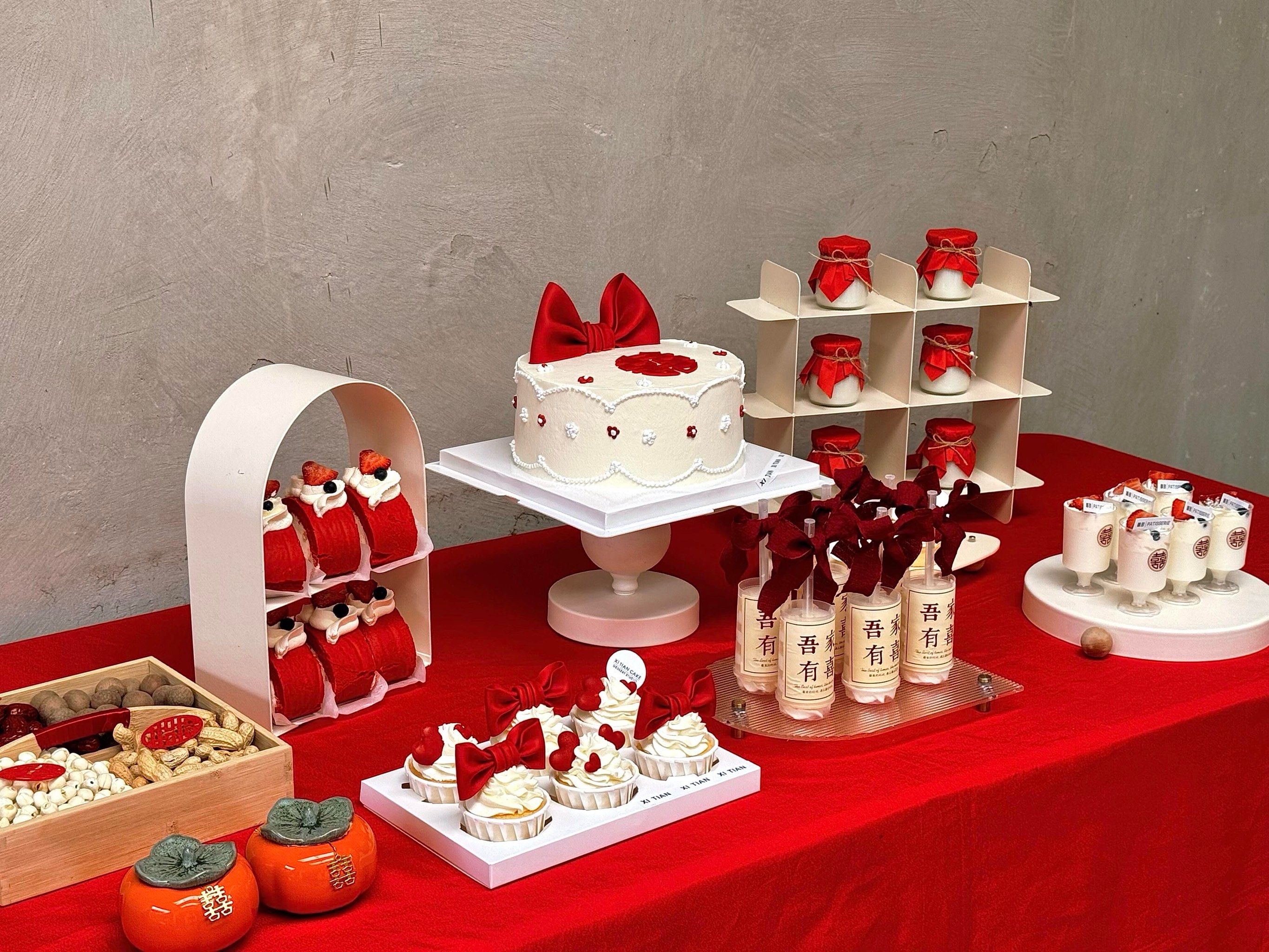 红色主题订婚甜品台
#订婚蛋糕#订婚