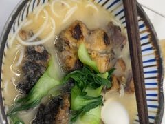 -鲜越鲜鱼粉(财富购物中心店)