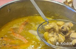 Golden Abalone Chicken Pot