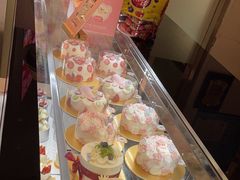 -花花卷卷·鲜食蛋糕(静安久光百货店)