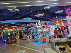 -LuckyStar幸运星家庭娱乐中心(东莞国贸店)