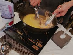 -鲜入围煮花胶鸡海鲜火锅