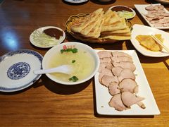 -李连贵熏肉大饼(中街盛京龙城店)