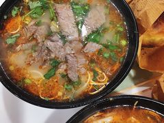 牛肉粉丝汤-牛煎里牛肉煎包淮南牛肉汤(广东路店)
