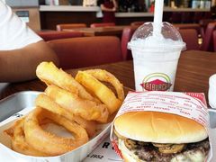 蘑菇牛肉汉堡-FATBURGER 特富客汉堡(外交公寓店)