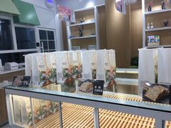 面包甜点陈列柜-爸爸糖吐司面包(郑州正弘城店)