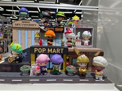 -泡泡玛特POPMART(侨福芳草地店)