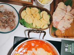 -椰子湾·海南火锅·糟粕醋·椰子鸡(正大广场店)