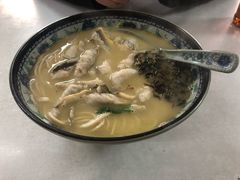招牌黄鱼面-明呈黄鱼面馆(斜土路店)