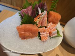 -花和海鲜自助(梅江店)