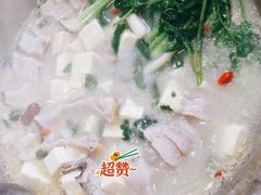 -姚记抚仙湖石锅鱼庄