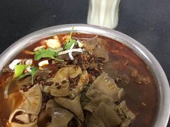 -薛记襄阳香辣牛肉面(平安路店)