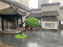 -黄兴南路步行商业街