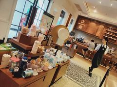 零售区-星巴克臻选(广州沙面店)