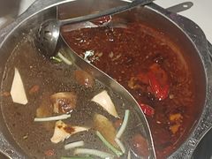 -佰人王串串香火锅(洋珠巷店)