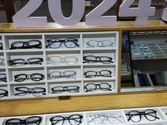 -沪睛眼镜蔡司官方授权店(金桥佳林路店)