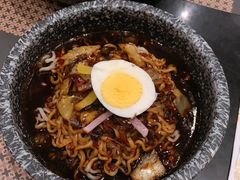 辣辣炸酱面-KCOOKING概念韩餐(世茂52+店)