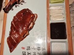 招牌片皮鸭-梁家大院•农家菜(昆山会展中心店)