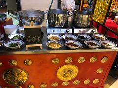 自助调料区-富力希尔顿酒店·地阔自助餐厅