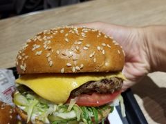 -The Habit Burger Grill 哈比特汉堡(复兴soho店)