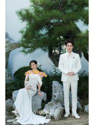 -雪中彩影婚纱摄影·微光艺术中心