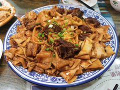 -壹阁胡羊焖饼(特色小吃街店)