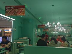 -季季红火锅(柳州城中万达二店)