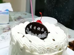 -红宝石·鲜奶小方·海派西点房(金杨店)