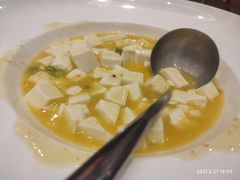 蟹粉豆腐-高第街56号港式餐厅·精选(世茂广场宽厚里大明湖店)