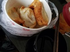 -洋洋锅贴