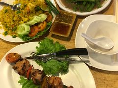 -J Daeng Seafood