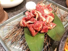 -草家酱蟹炭火烤肉店(珲春南路一店)