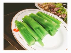 -小天鹅火锅·一线江景洪鼎旗舰店(洪崖洞店)