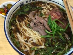 -镇南锅盖面馆(解放路店)