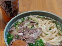 经典牛肉面-臻老板牛肉面(光华路SOHO店)