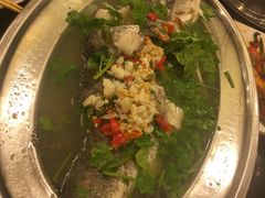 -J Daeng Seafood
