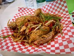 -覃记海鲜美食餐厅