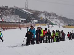 -采薇庄园四季滑雪场