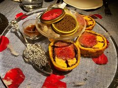 惠灵顿牛排-弦月窗LUNETTE BY AMANDA(复兴路店)