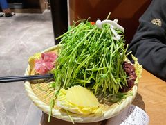 黑猪灼泉水时蔬-吃饭皇帝大(合生汇店)