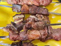 -烤肉小伙烤肉店