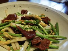 榆耳藜蒿小炒-七色云蔬食(喜邻里店)